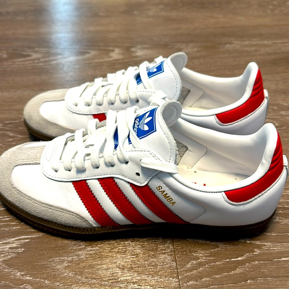 Adidas samba US size 7.5 (US women size 9) — like new!